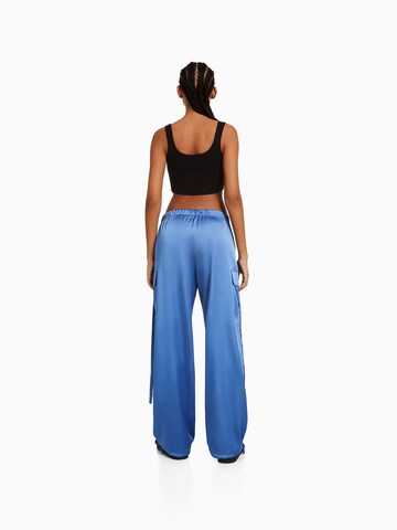 Effilé Pantalon cargo Bershka en bleu