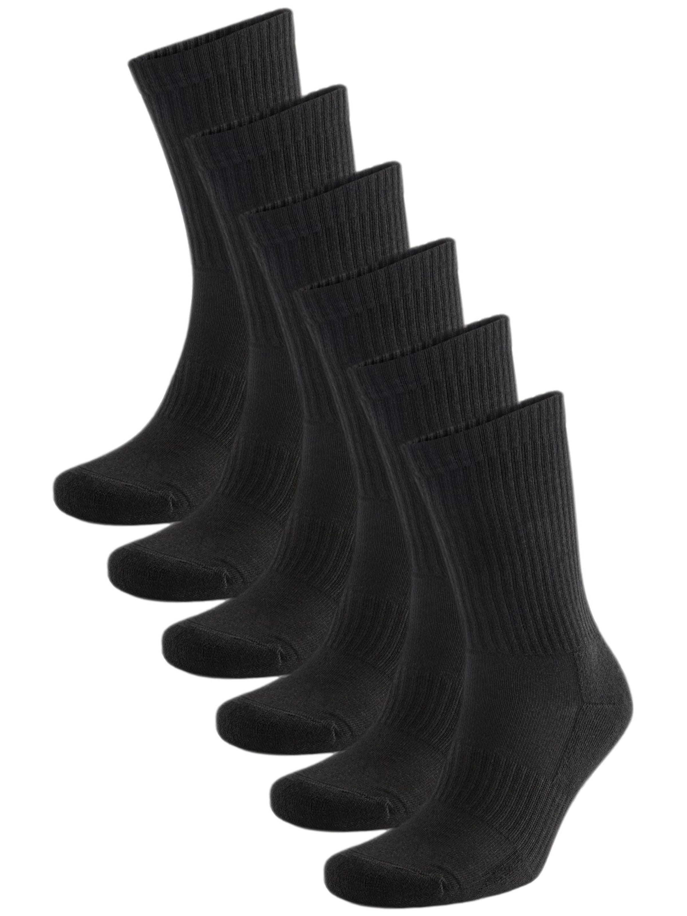 Next Spordisokid 'Essential', värv must: eest vaates