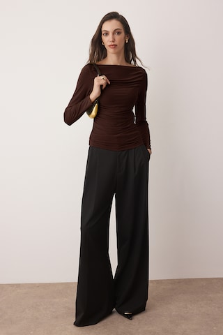 Trendyol Shirt in Brown