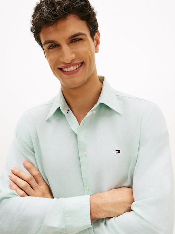 TOMMY HILFIGER Regular fit Button Up Shirt in Green