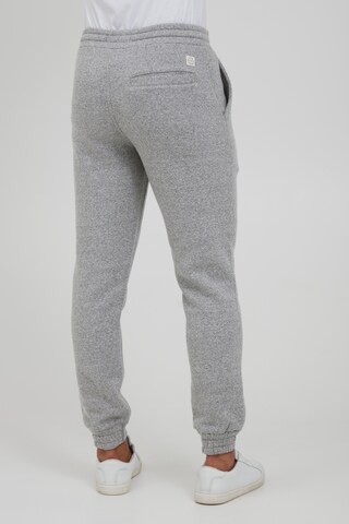 BLEND - Tapered Pantalón 'Gojko' en gris