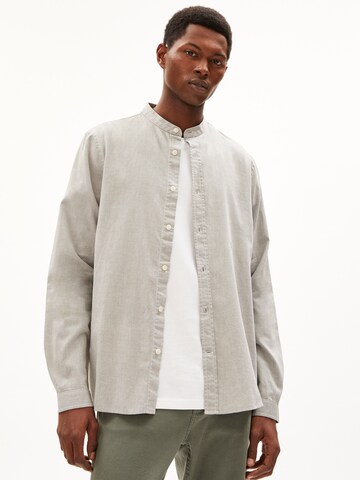 ARMEDANGELS Regular fit Overhemd in Bruin: voorkant