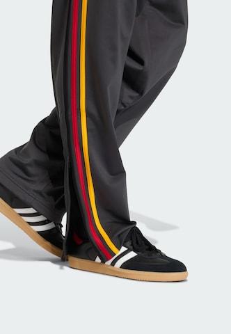Loosefit Pantalon 'Firebird' ADIDAS ORIGINALS en noir