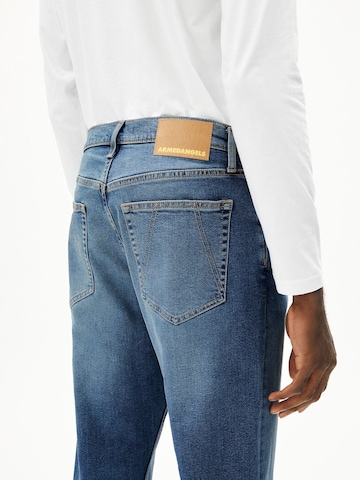 ARMEDANGELS Regular Jeans AARJO TARPA in Blau