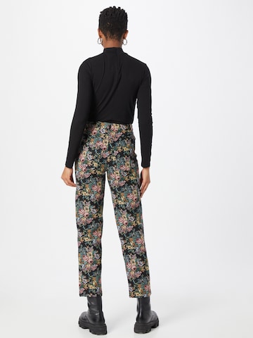 Gina Tricot Regular Trousers 'Sally' in Black
