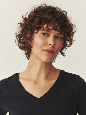 TATUUM - Camiseta 'Fini' en azul