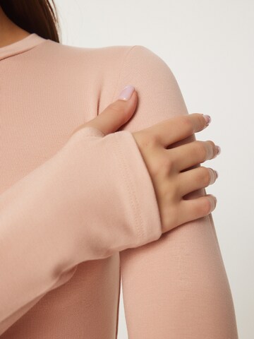 Happiness İstanbul Shirt in Bruin