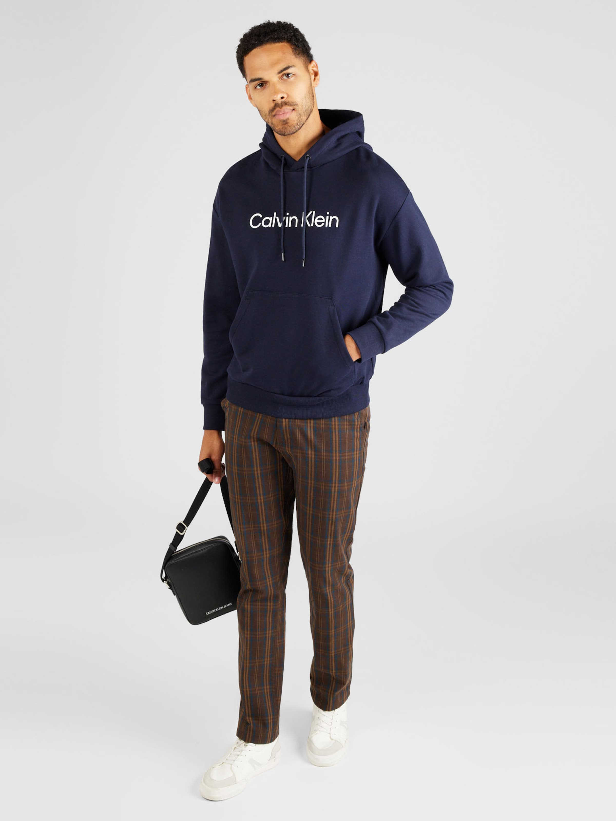 Navy calvin klein sweatshirt outlet