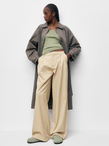 Loosefit Pantaloni con pieghe di Pull&Bear in beige: frontale