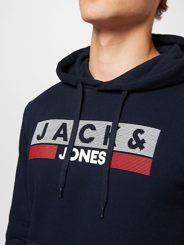 JACK & JONES Sweatshirt in Blau