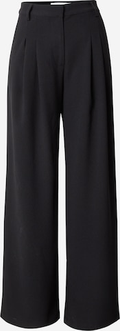 ABOUT YOU x Iconic by Tatiana Kucharova Loose fit Pleat-Front Pants 'Mathilda' in Black: front