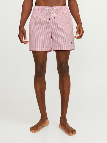 JACK & JONES Badeshorts 'FIJI' in Rot: predná strana