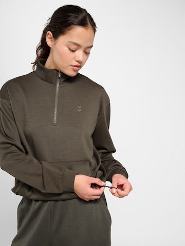 Hummel Sportief sweatshirt in Bruin