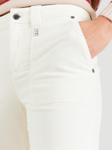 BOGNER جينز ذات سيقان واسعة سراويل 'DEVIN' بلون أبيض