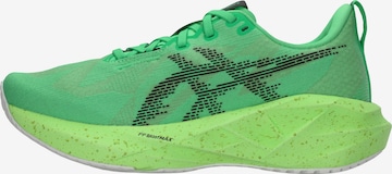 žalia ASICS Bėgimo batai 'Novablast 5': priekis