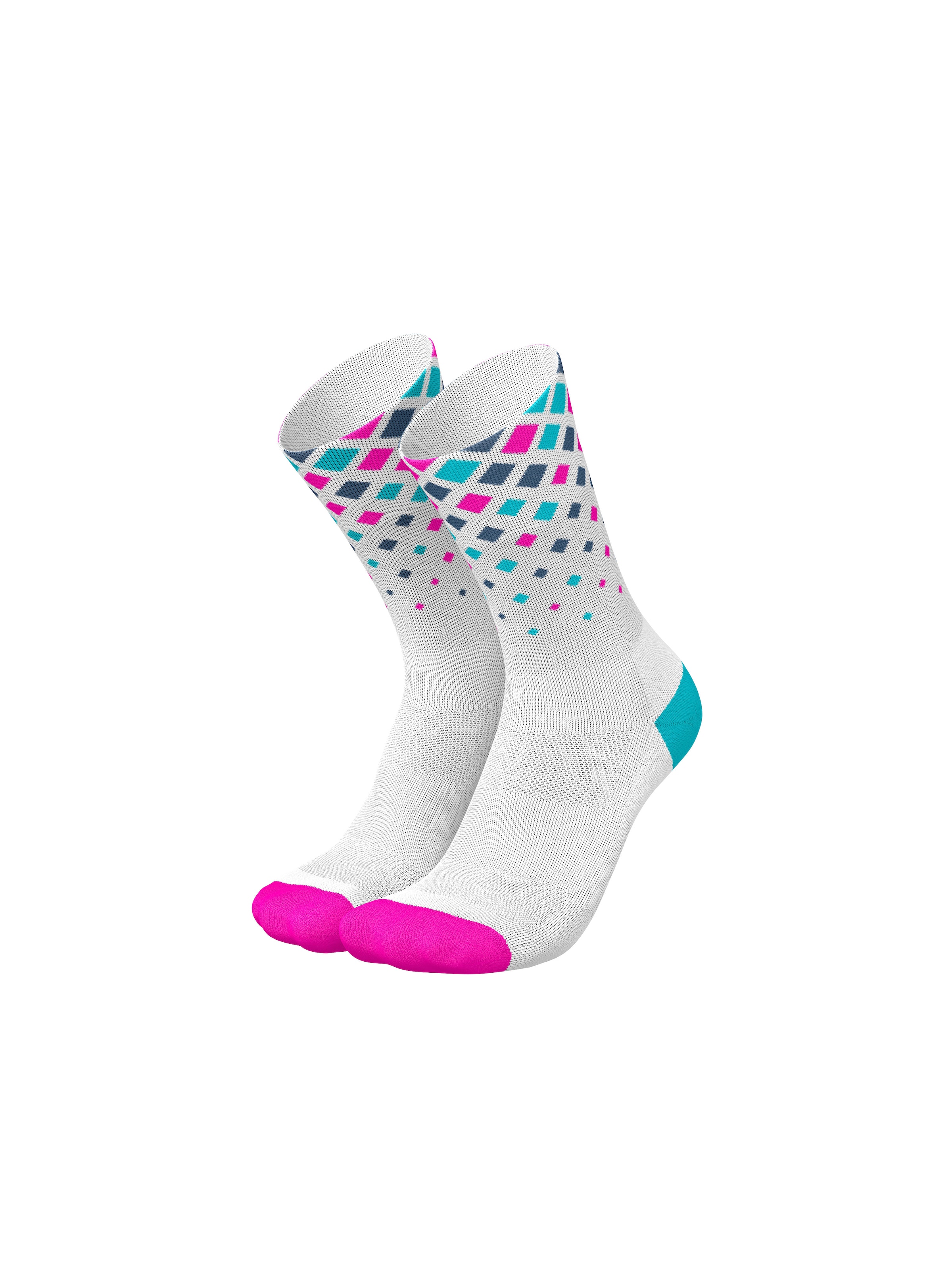 INCYLENCE Athletic Socks 'CRYSTALS' in Pink: front