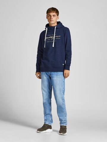 JACK & JONES Sweatshirt 'Woods' in Blau