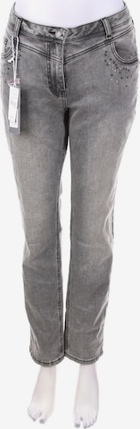 BROADWAY NYC FASHION Jeans in 32-33 in Grey: front