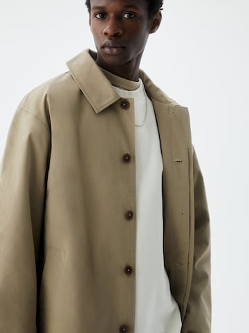 Pull&Bear Between-seasons coat in Beige