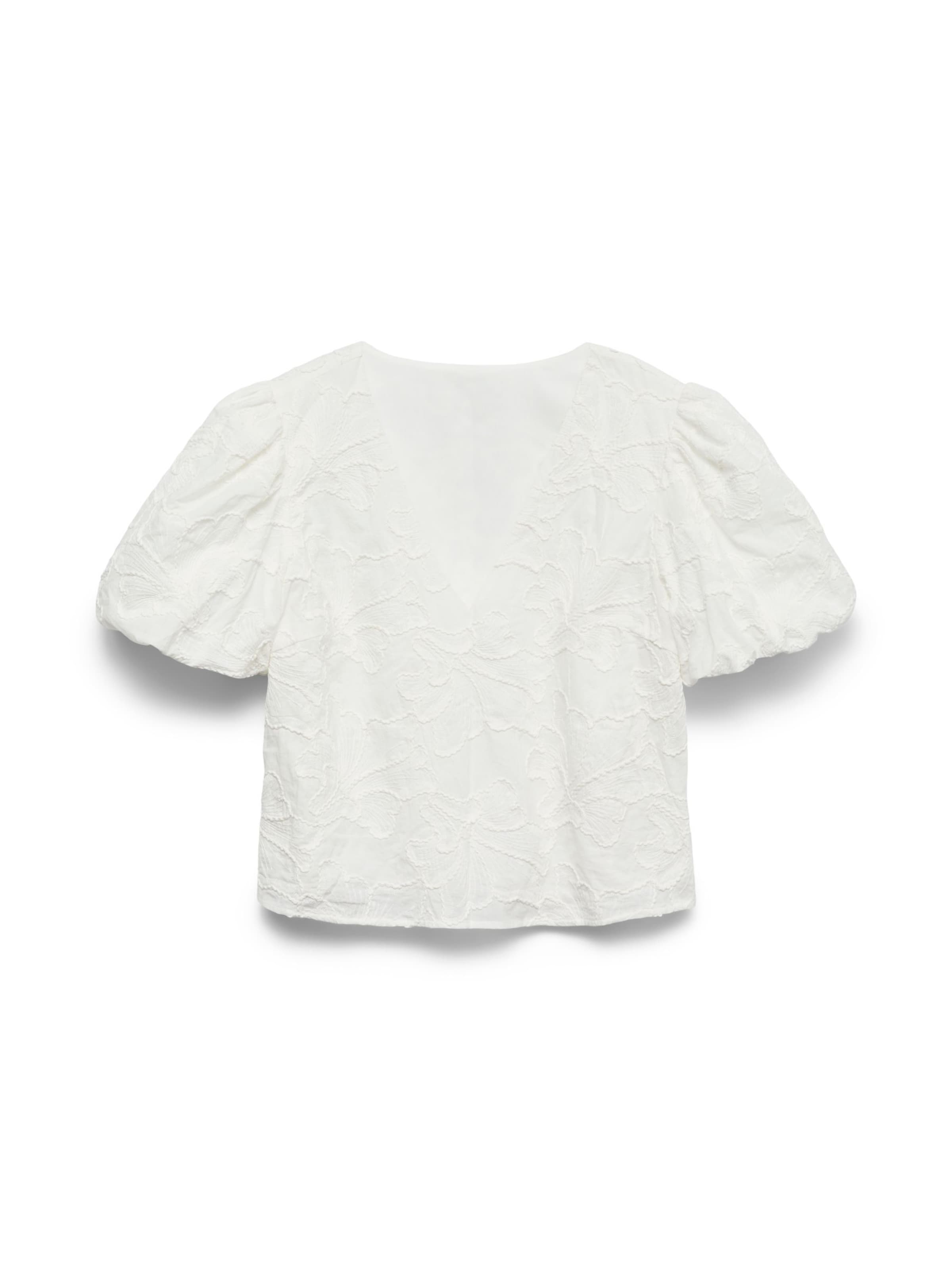 Chemisier 'VMCann' Vero Moda Curve en blanc : devant