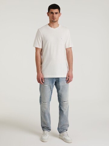 T-Shirt 'Ethan' CHASIN' en blanc