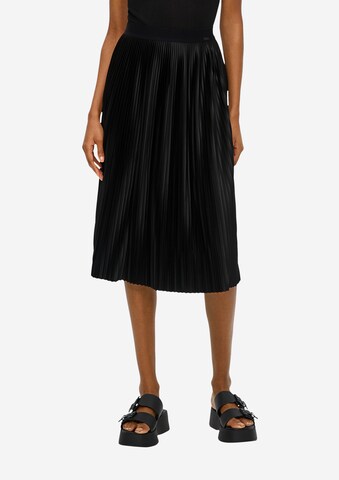QS Skirt in Black: front