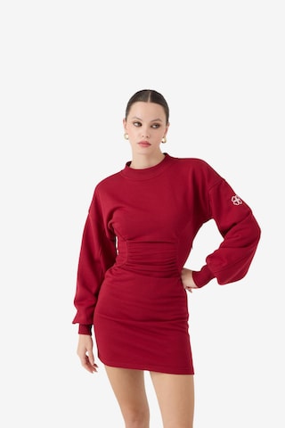 Robe HOLLY LOLLY en rouge : devant