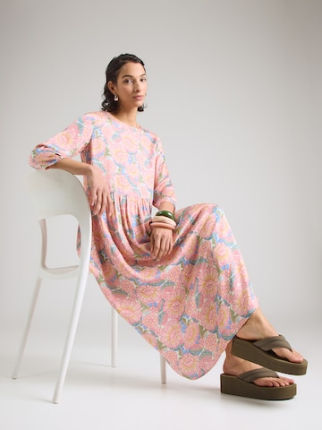 Rich & Royal - Vestido en naranja