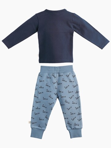 Set 'Oscar' de la Milk & Muffin pe albastru