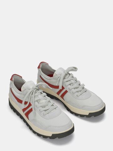 Pull&Bear Sneaker in Weiß