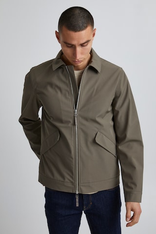 Casual Friday Between-Season Jacket 'Oneil catalina' in Green: front