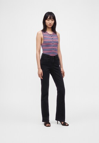 WRANGLER Bootcut Jeans i blå