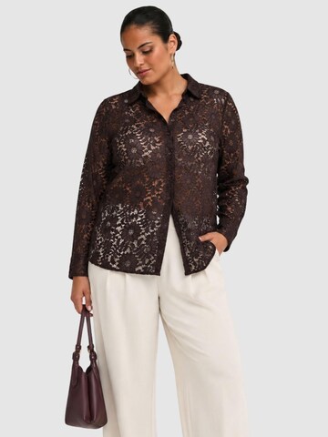 ONLY Carmakoma Shirt '15380942' in Brown