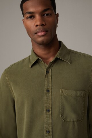 STRELLSON Regular fit Button Up Shirt ' Carver ' in Green