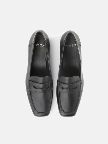 VAGABOND SHOEMAKERS - Sapato Slip-on 'DEBBI' em preto