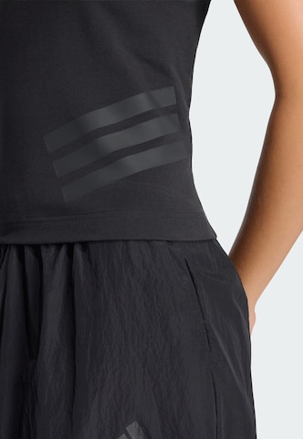 ADIDAS PERFORMANCE - Top deportivo 'Mercedes-AMG Petronas Formula 1 Team' en negro