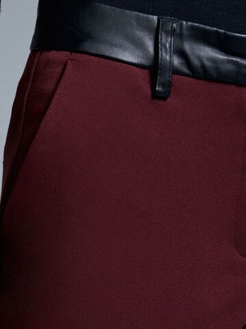 Dilvin Regular Broek in Rood