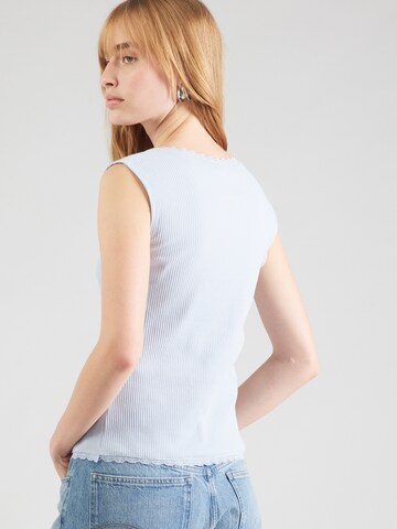 PIECES Top in Blue