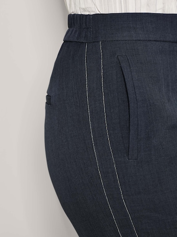 Effilé Pantalon à plis MADELEINE en bleu