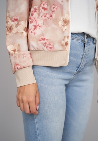 Cloud5ive Between-Season Jacket in Beige