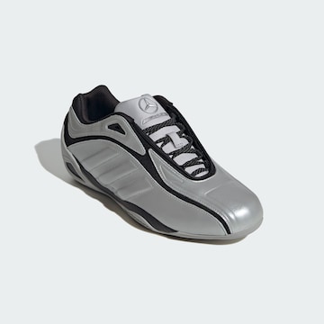 sidabrinė ADIDAS ORIGINALS Sportbačiai be auliuko 'Adiracer GT Mercedes'