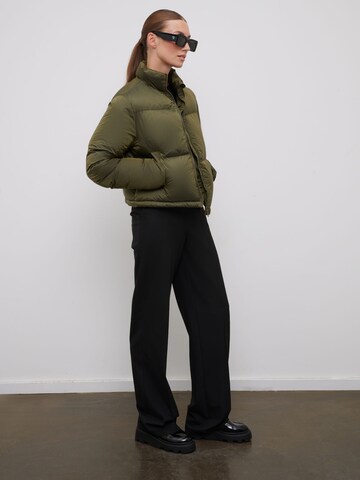 RÆRE by Lorena Rae Between-season jacket 'Coven' in Green