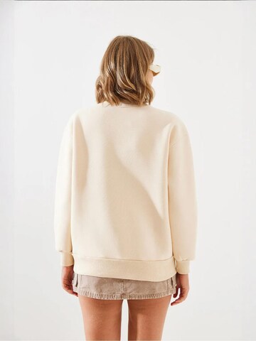 Felpa di Bianco Lucci in beige