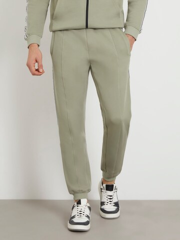 GUESS Tapered Pants 'Mickey' in Green: front