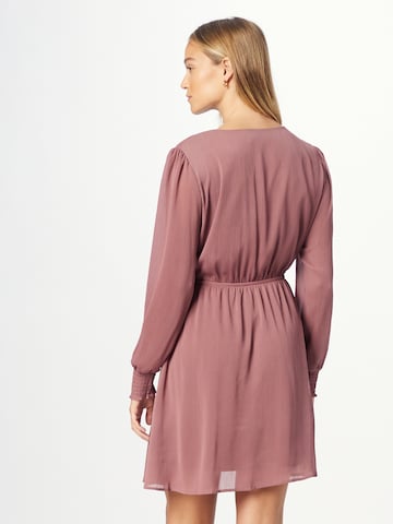 Robe 'Luzia' ABOUT YOU en rose