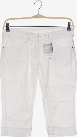 QS Shorts in S in White: front