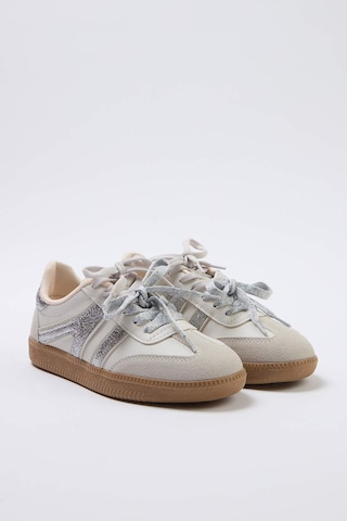 Baskets basses Trendyol en blanc