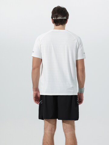 YOUTHUP Sports Suit in White