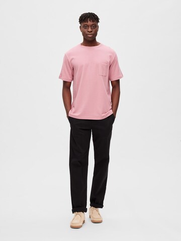 SELECTED HOMME T-shirt 'Relax Soon' i rosa