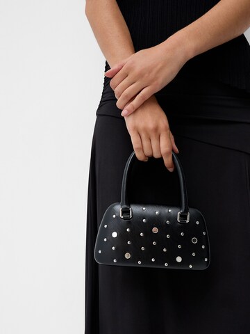 Bershka Handtasche in Schwarz